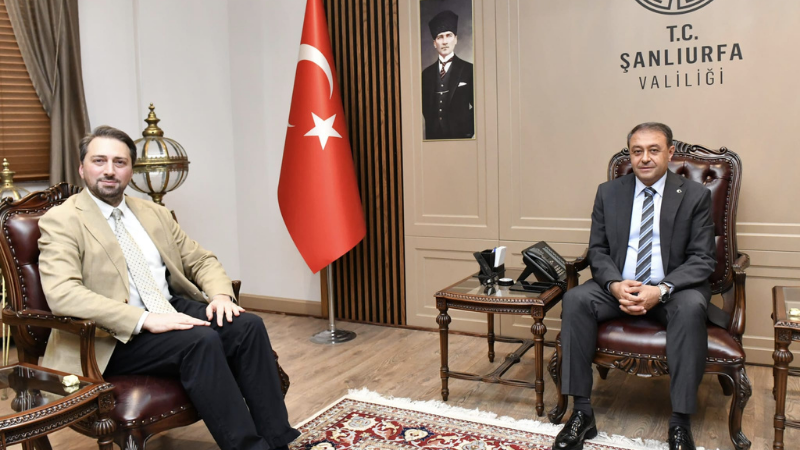 Türkiye’nin Halep Başkonsolosu Muammer Hakan Cengiz, Şanlıurfa Valisi Hasan Şıldak’ı