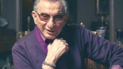 Türk tiyatrosunun duayen isimlerinden Haldun Dormen, 97 yaşında hayatını kaybetti.