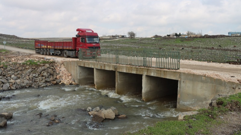 Şanlıurfa Büyükşehir Belediyesi, Viranşehir’de etkili olan sağanak yağışların ardından zarar