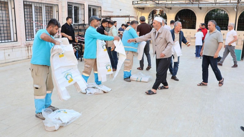 Haliliye Belediyesi, Kurban Bayramı’nın ilk gününde vatandaşların huzurlu ve temiz