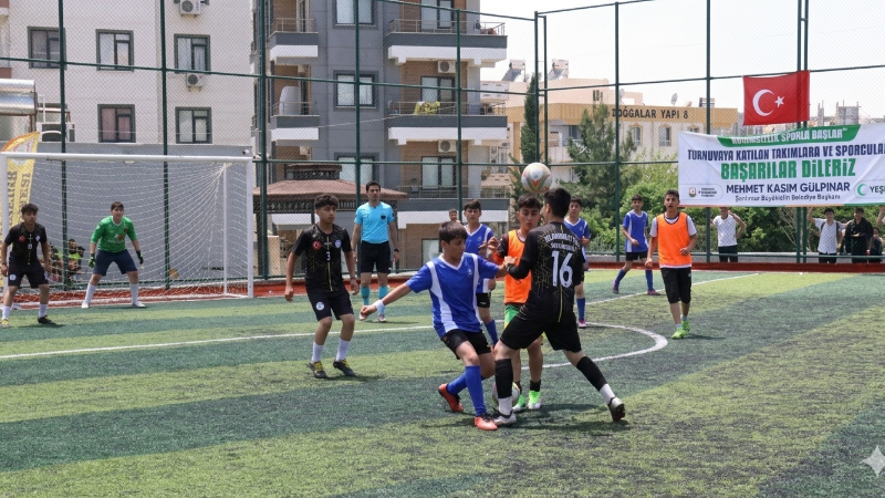 Şanlıurfa Büyükşehir Belediyesi tarafından düzenlenen Okullar Arası Futbol Turnuvası tüm