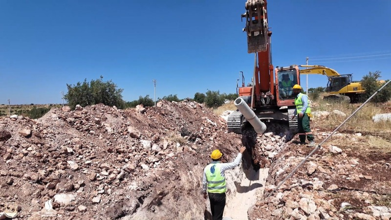 Şanlıurfa Büyükşehir Belediyesi ŞUSKİ Genel Müdürlüğü, kentin dört bir yanında