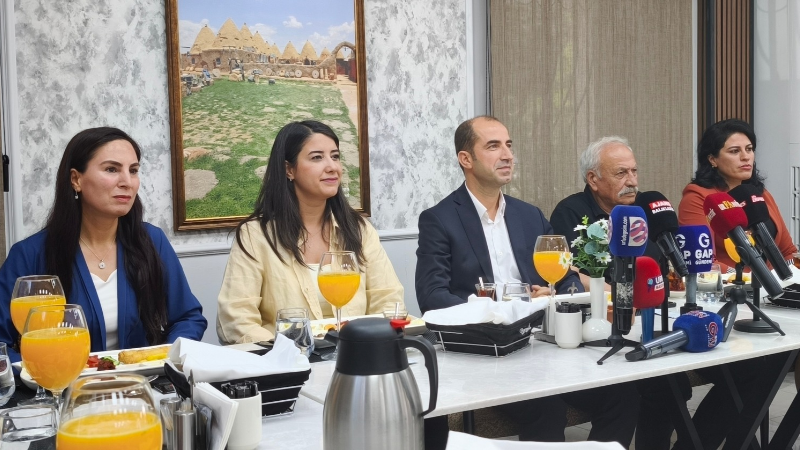 Demokratik Bölgeler Partisi (Demokratik Bölgeler Partisi) Eş Genel Başkanı Keskin