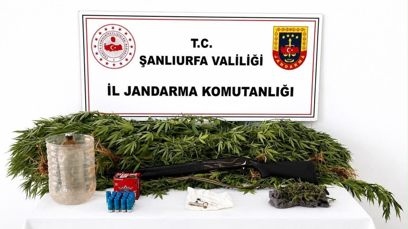 Şanlıurfa’nın Akçakale ilçesinde jandarma ekiplerince uyuşturucu ve uyarıcı madde kullanımına