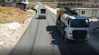 Haliliye Belediyesi, ilçenin yol ihtiyacını karşılamak ve ulaşım konforunu artırmak