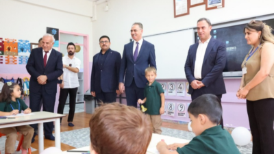 Türkiye’nin en genç nüfusuna sahip ilçesi Eyyübiye’de, hizmet ve yatırımlarının