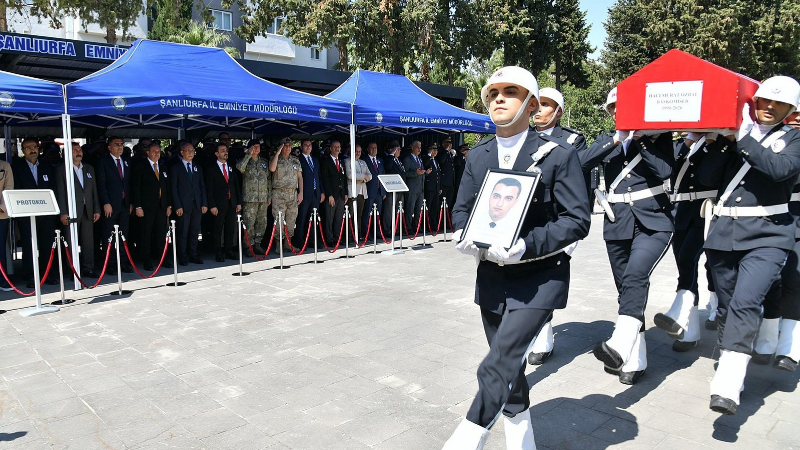 Şanlıurfa İl Emniyet Müdürlüğü emrinde görev yapan Başkomiser Hacı Murat