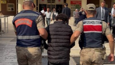 Şanlıurfa’nın Karaköprü ilçesinde jandarma ekiplerinin gerçekleştirdiği çalışma kapsamında, hakkında kesinleşmiş