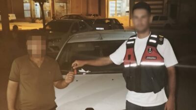 Şanlıurfa’nın Harran ilçesinde bir vatandaşın evinin önünden çalınan araç, jandarma