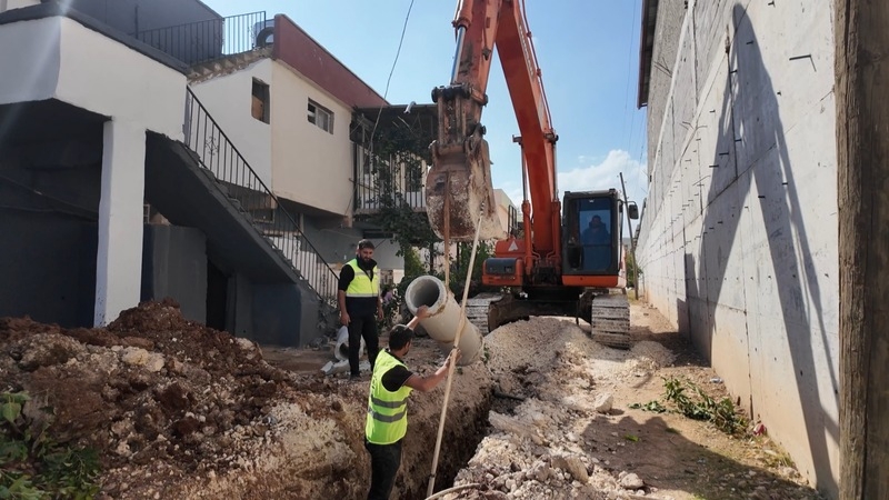 Şanlıurfa Büyükşehir Belediyesi ŞUSKİ Genel Müdürlüğü, kent genelinde altyapı çalışmalarını