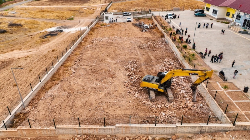 Harran ilçesinde gençlerin ve çocukların daha sağlıklı ortamda spor yapabilmesi