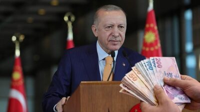 Cumhurbaşkanı Recep Tayyip Erdoğan, emeklilerin ekonomik koşullarını iyileştirmeye yönelik yeni
